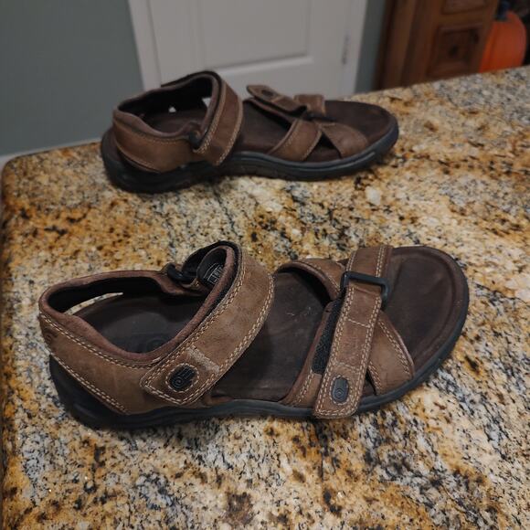 Teva Brown Sandals Size 9M Model SN16544 - Picture 5 of 13